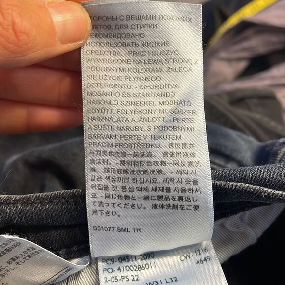 LEVI’S 511 woman’s dark blue jeans - Picture 14 of 16